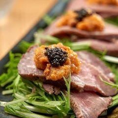 ローストビーフと雲丹の前菜