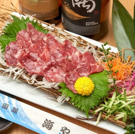 ３・４月＜2時間飲み放題付＞【鮮度抜群の名物霜降り馬刺し】コース！お得なWメインが嬉しい♪