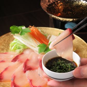 当店名物！厳選素材を自慢のだしで味わう『ブリしゃぶしゃぶコース』 7000円(税込)