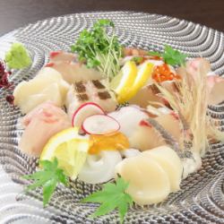 刺身盛り合わせ