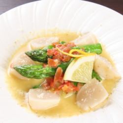 ホタテとアスパラ ～濃厚バターソース～