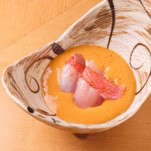 全国の厳選素材が織り成す至高の味わい。職人のこだわり