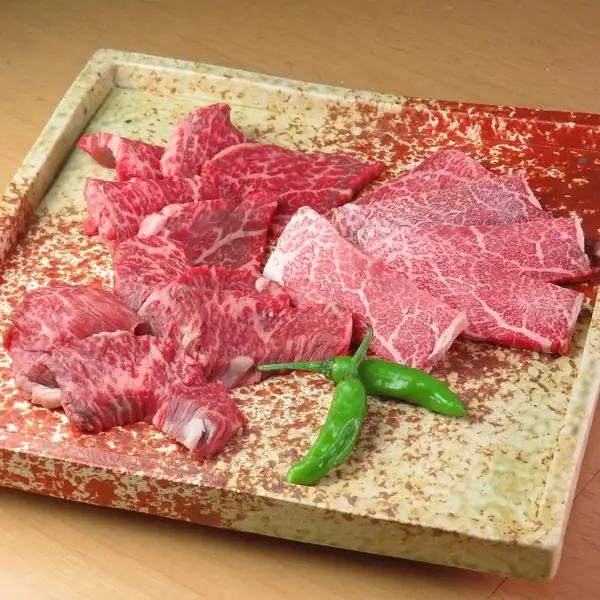 【店主厳選】A5ランク等のブランドに踊らされない!本質を追求した「本当に旨い肉」