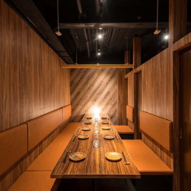 上質な雰囲気の完全個室席をご用意◎8名以上での中規模宴会~も柔軟にご予約承っております♪これからの歓送迎会や各種宴会、仕事終わりのサラリーマンの方等様々なシーンでご利用可能です♪