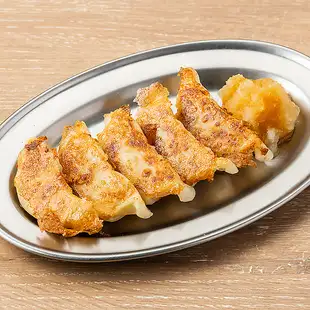 Gyoza with grated daikon radish and ponzu sauce