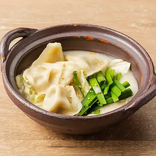 White boiled dumplings