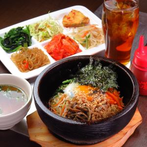 石烤拌饭配迷你凉面