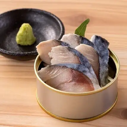 酒粕で締めた〆鯖