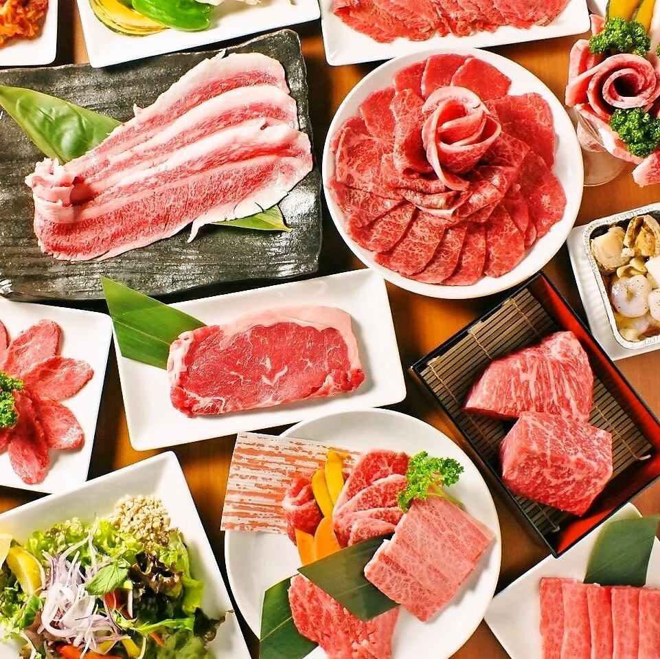 All-you-can-eat yakiniku course. Perfect for banquets and welcome/farewell parties. Can also be rented exclusively for large groups.