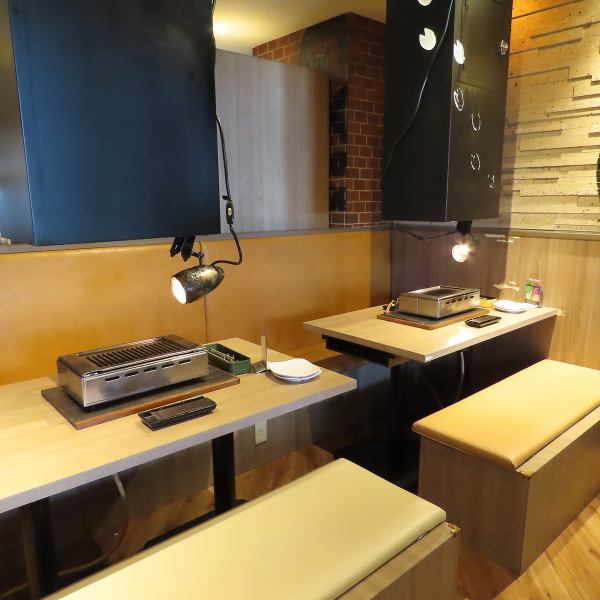 Our popular box seats allow you to enjoy all-you-can-eat yakiniku in a private space without worrying about others around you! Recommended for girls' parties, group dates, and families with children. How about a slightly more luxurious meal than usual with beautifully marbled Japanese black beef? At Nikuya no Daidokoro Ueno Branch, we have seats available for a wide range of situations! Lunch parties available from 12:00!