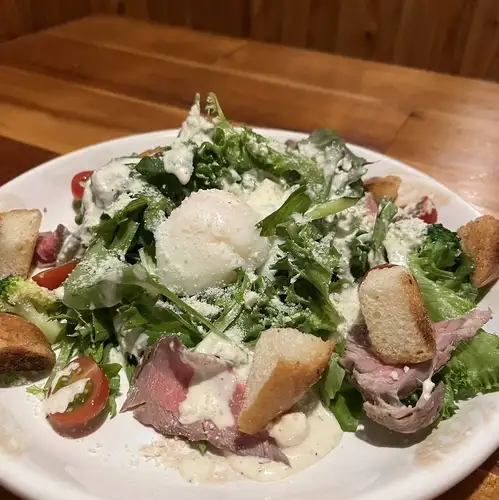 ローストビーフのシーザーサラダ