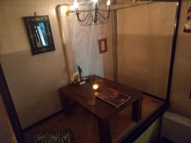 A very popular tatami room for 2 people.Please use it with your friends or couples who get along well.Please make a reservation early as it is popular!