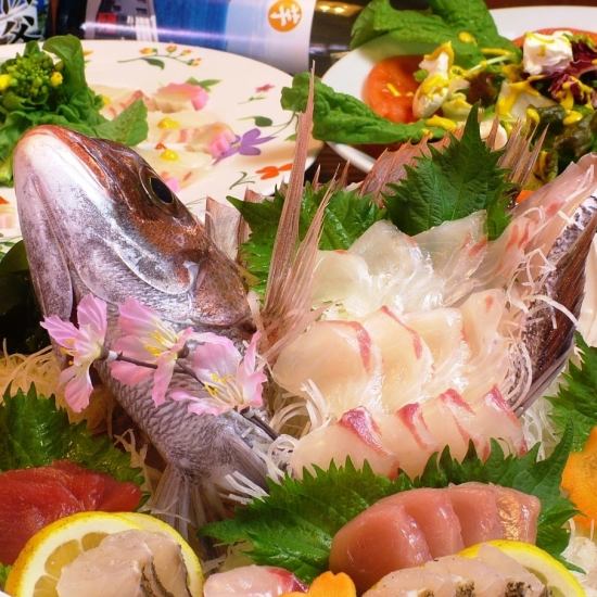 We offer 2-hour all-you-can-drink courses perfect for various banquets, starting from 4,400 yen.