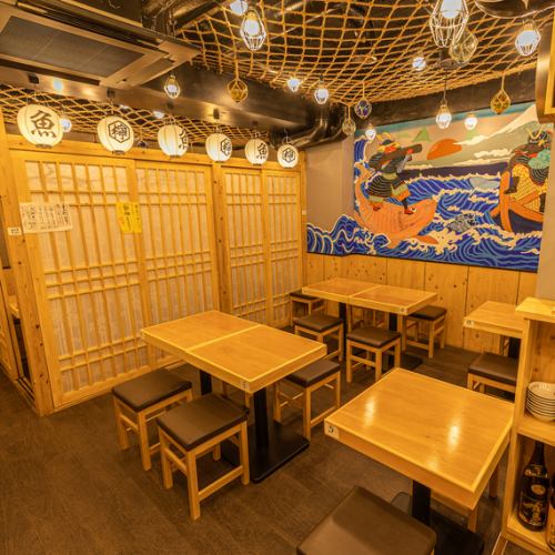 巣鴨駅より徒歩1分の抜群のロケーション♪間接照明の優しく照らす大人のための空間での女子会や合コンはいかがでしょうか？広々とした開放的な空間はプライベート感も抜群♪女性のために造られたデザイナーズ個室も完備しておりますのでご希望のお客様はお気軽にどうぞ♪巣鴨での女子会に最適です◎