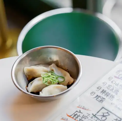 水餃子 4ケ