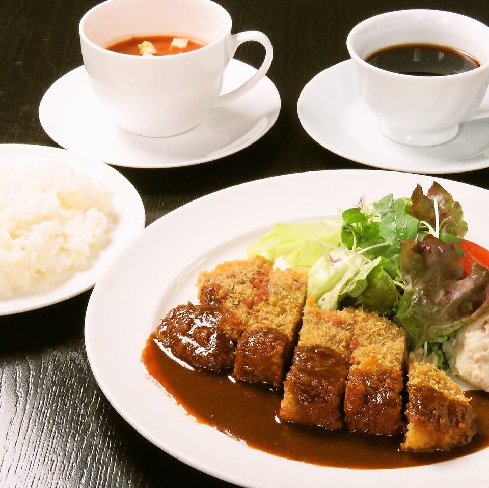 午餐限定10餐1000日元（含税）～！还有种类丰富的午餐套餐！