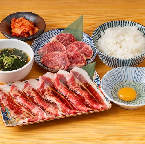 一份令人滿意的午餐套餐。享用美味的烤肉午餐，感受幸福時光。