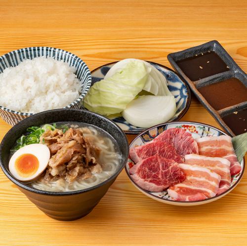 肉蕎麥麵和烤肉午餐