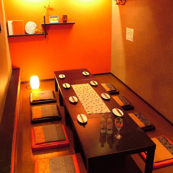 The tatami room seats are spacious and the lighting is warm to create a warm atmosphere.There is no doubt that you will have a relaxing time in the atmosphere! Please enjoy our cuisine♪