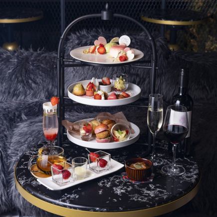 【季節限定】-夜の部‐サントルM Afternoon Tea 〈苺と贅沢ピスタチオ〉