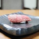 肉寿司　炙りシャトーブリアン