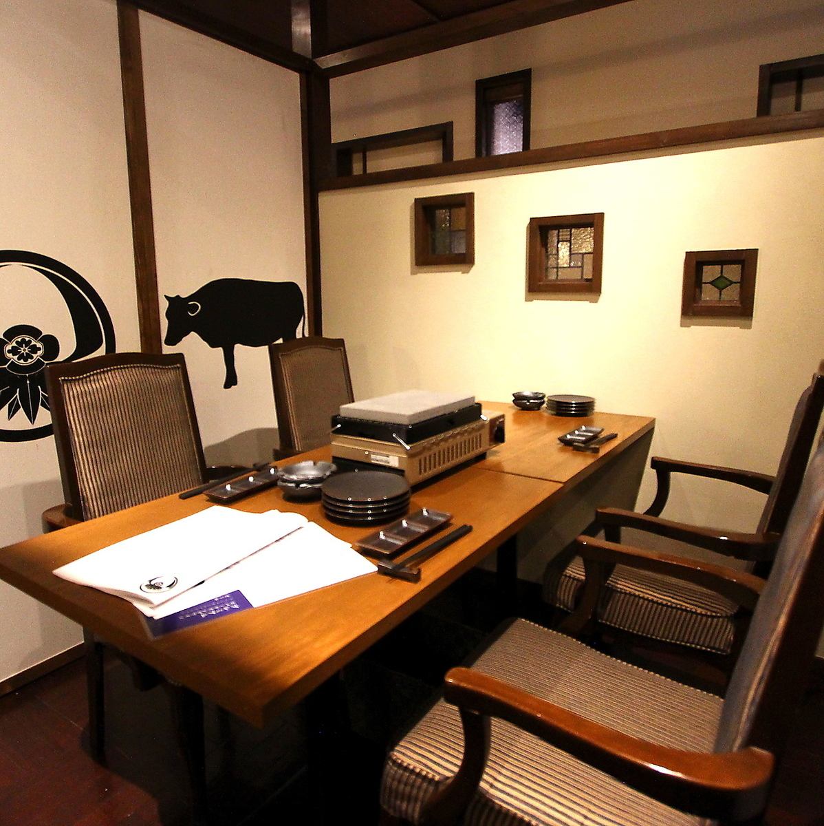 Enjoy really delicious meat in a calm private room inspired by the Taisho era ...