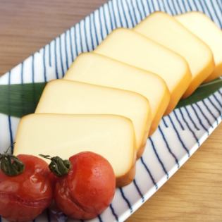 ■ Smoked processed cheese