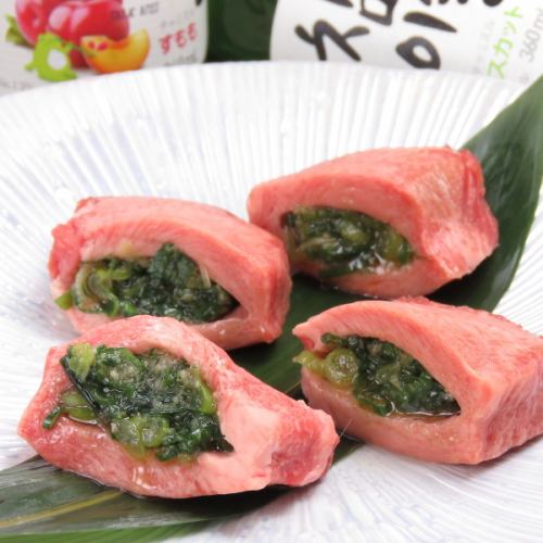 [Very popular with women♪] Thick-sliced green onion wrapped tongue / 1,815 yen (excl. tax)!! Thick and juicy! Very filling!