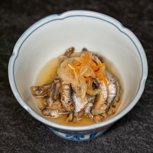 Small sardines pickled in Nanban