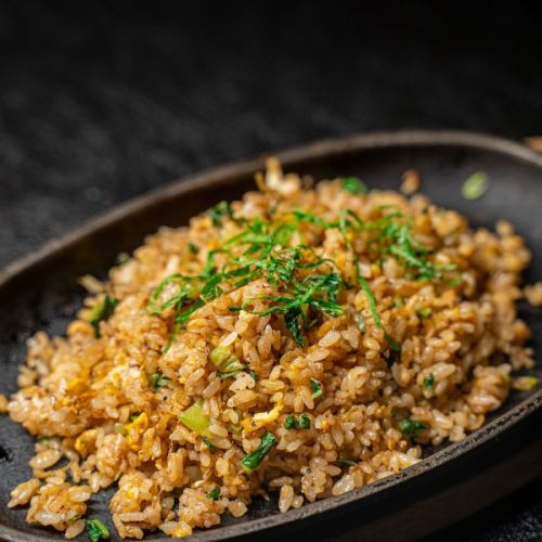 Hiroshima garlic fried rice