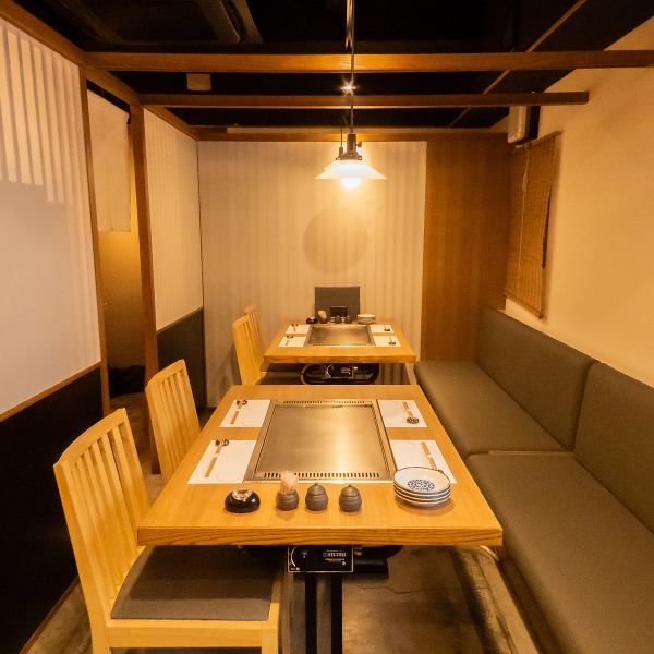 [Spend a relaxing time] The warmth of wood will soothe your soul in our fully equipped Japanese private rooms! By connecting the private rooms, we can also accommodate banquets! We can prepare private rooms to suit the number of people.Please feel free to use this space for small parties or company banquets.