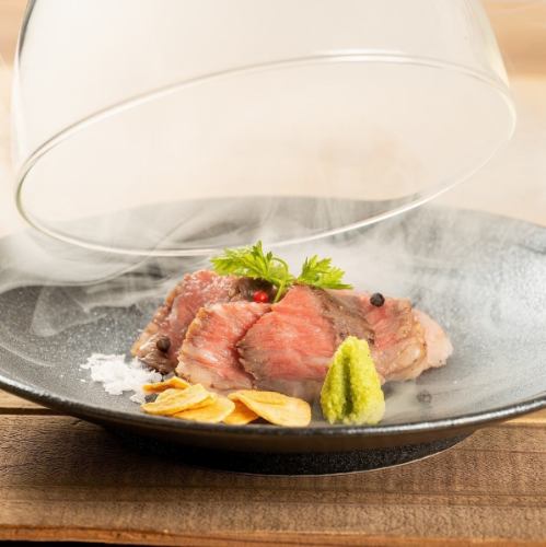 Low-temperature cooked beef tataki