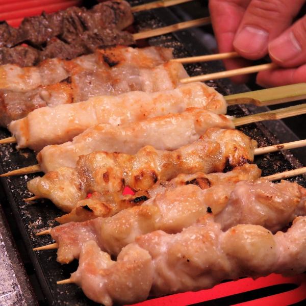 居酒屋的主食！每一块烤鸡肉串都非常精致！