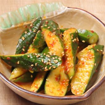 胡瓜の麻辣ソース合え