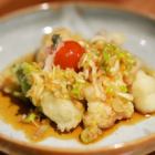 薬味たっぷり油淋鶏