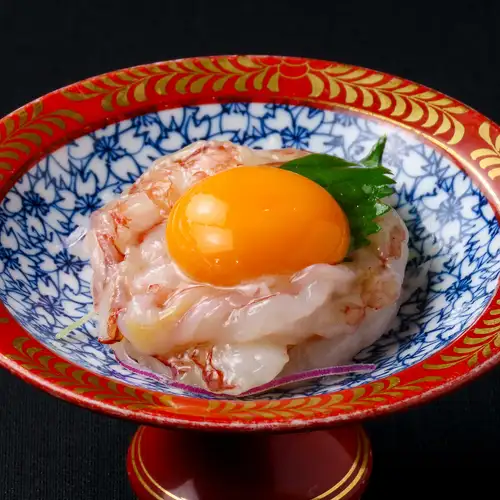 生海老ユッケ