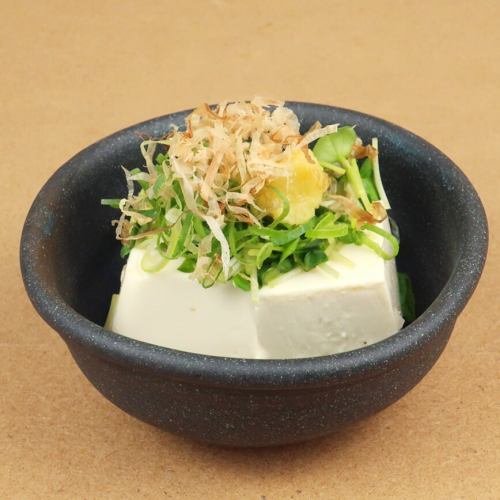 薬味たっぷり冷奴