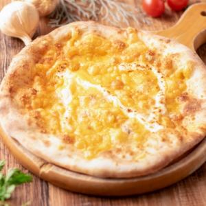 四种奶酪加蜂蜜的Quattro Formaggi