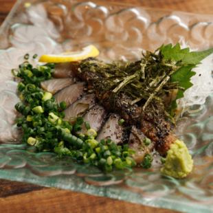 검은 참깨 고등어