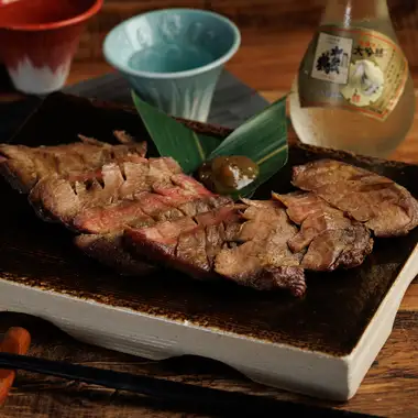 牛タンを満喫［仙台コース］全9品 生ビール含む2時間飲放題付 5500円