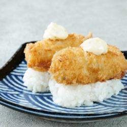 三陆炸牡蛎和极品寿司（2个）