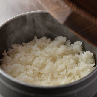 白饭套餐（附汤和泡菜）