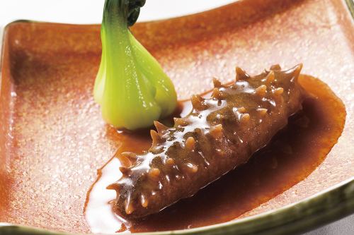 Sea cucumber stewed in soy sauce