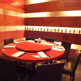 [Round table private room for 8 people] Round table seats are conversational and exciting.It is a recommended seat.