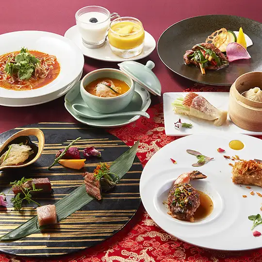 【12月年末盛宴】主厨精选套餐：包含小笼包、特大虾、顶级和牛等7道菜（仅限食物）——15,000日元
