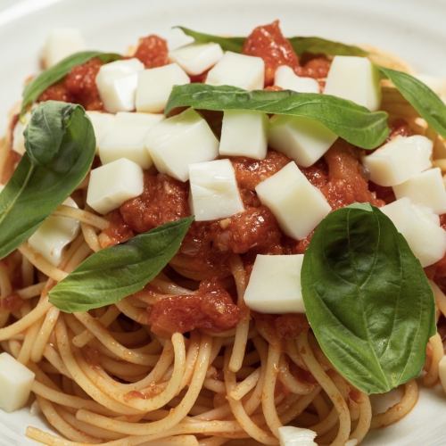 [Pasta] Mozzarella and basil tomato pasta