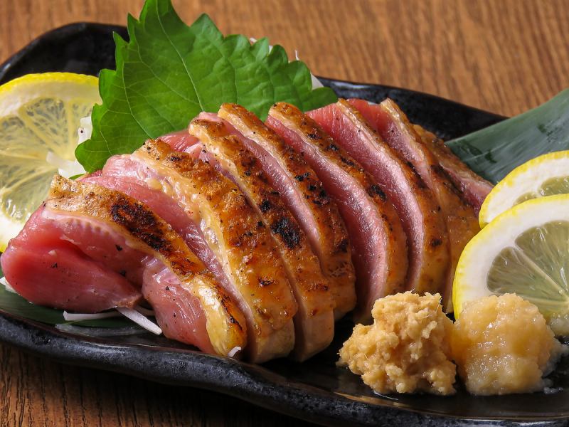 Our specialty!! "Tataki Red Chicken" is a whopping 680 yen!! Enjoy the delicious red chicken♪