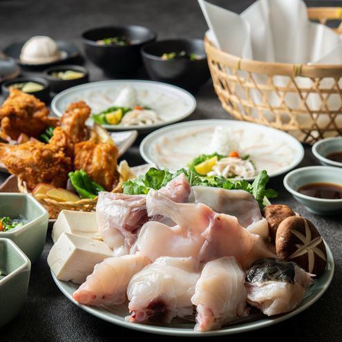 [Limited time offer] ★Thick meat★A5 rank natural tiger pufferfish course with natural fried chicken and grilled pufferfish *Reservation required the day before