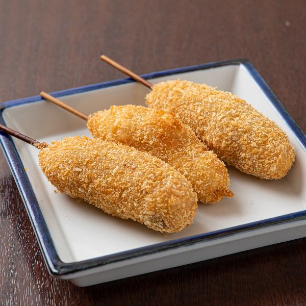 これぞ大阪の味!常連も愛する定番「串かつ牛肉」