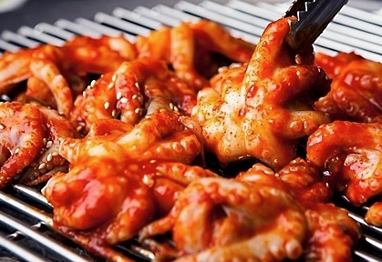 ◆◇韓国焼肉×韓国レトロ空間◇◆韓国式BBQをイメージした空間で心ゆくまで！